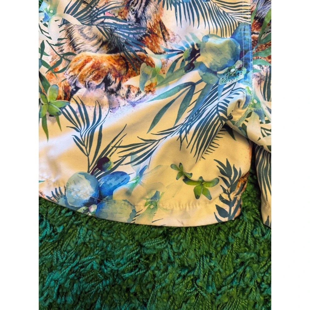 Ring of Fire Swim Trunks Mens Medium White Excellent Tiger Tropical Floral Print